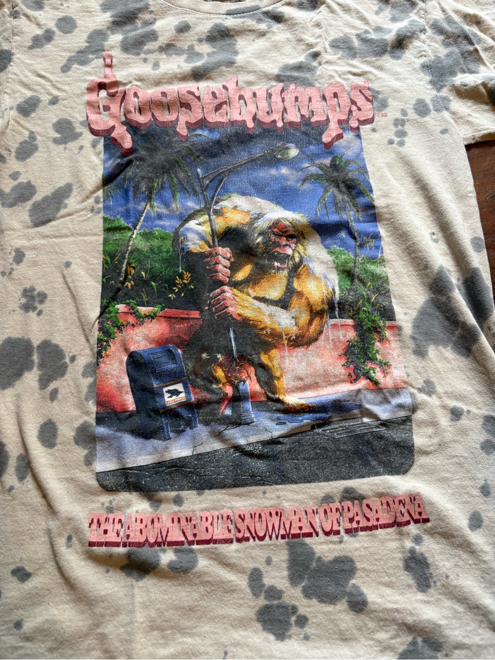 Goosebumps Beige Tie-Dye Graphic Short Sleeve Tee